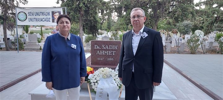 Sadık Ahmet Dualarla Anıldı